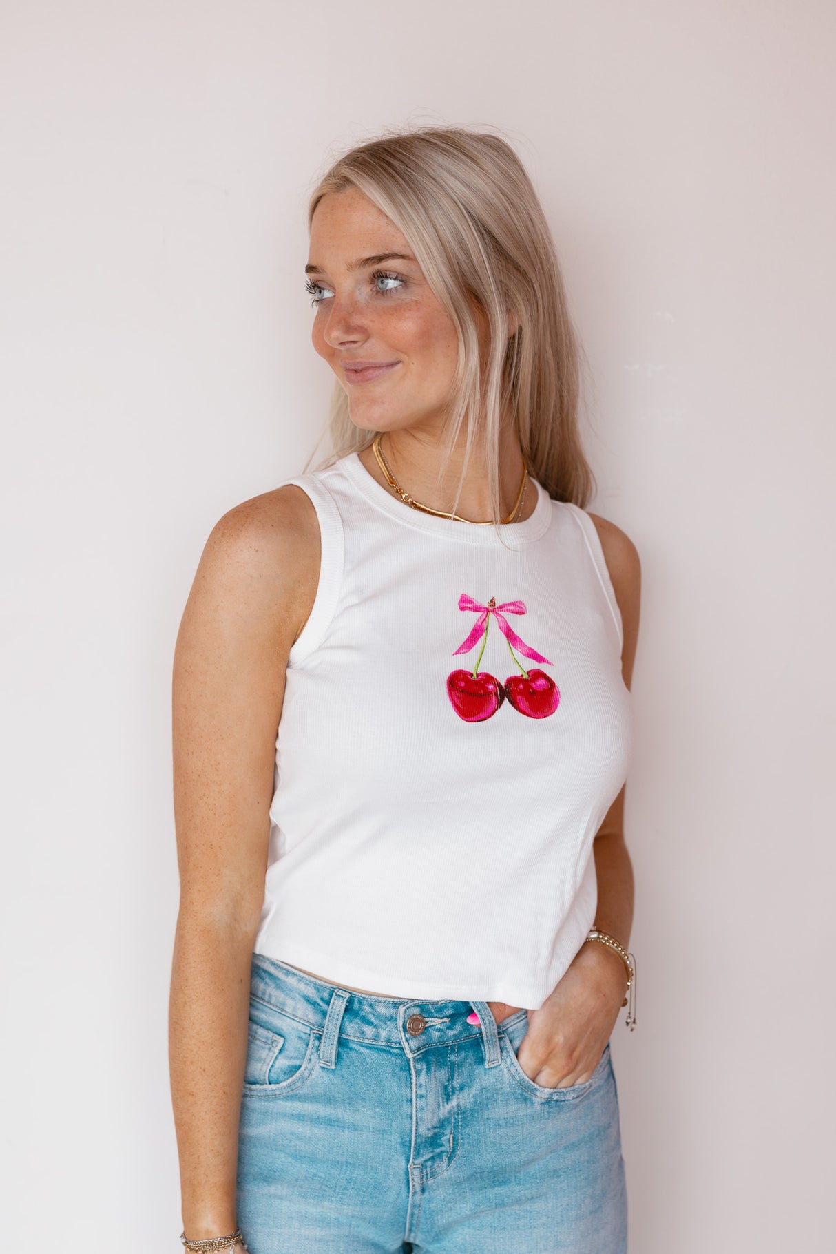 PARISIAN CHERRIES TEE