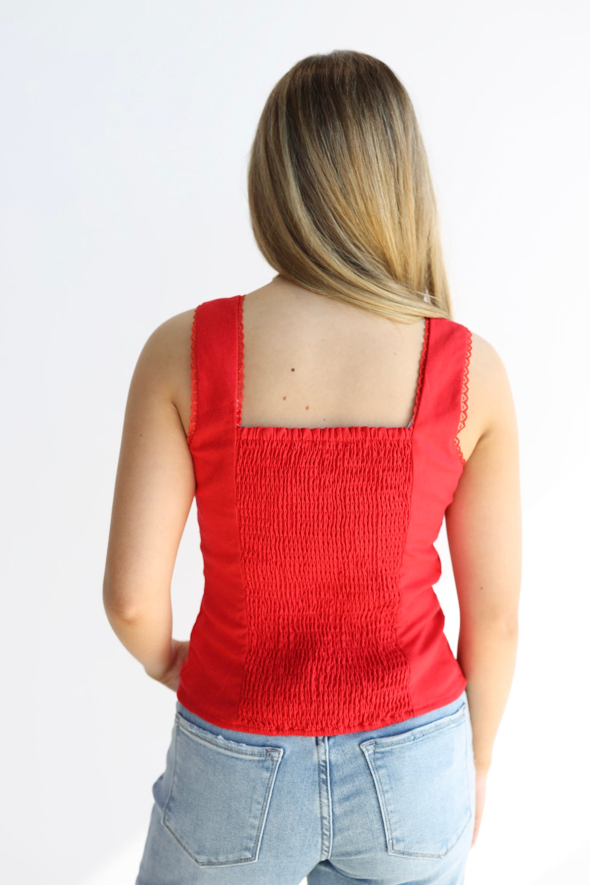EMMY EMBROIDERED TOP