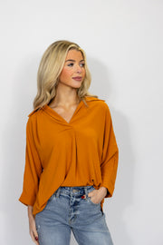 INTRIGUE COLLAR TOP