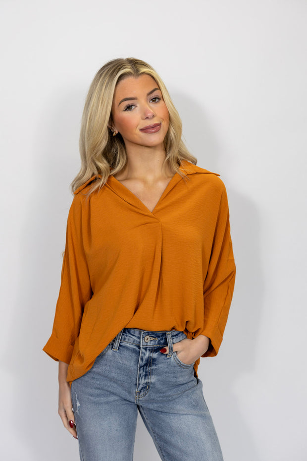 INTRIGUE COLLAR TOP