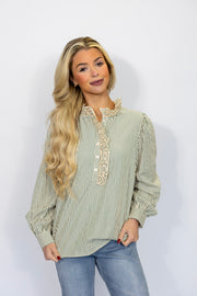 WHISTLEDOWN BUTTON TOP