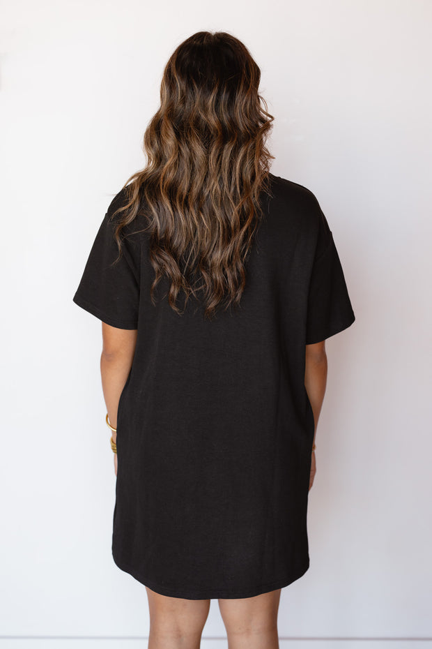 SHORT SLEEVE POCKET T DRESS