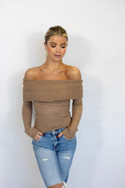 FINN OFF SHOULDER SWEATER