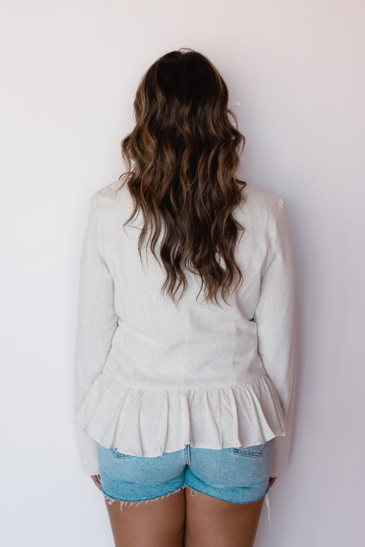 FRONT RUFFLE LINEN BLAZER