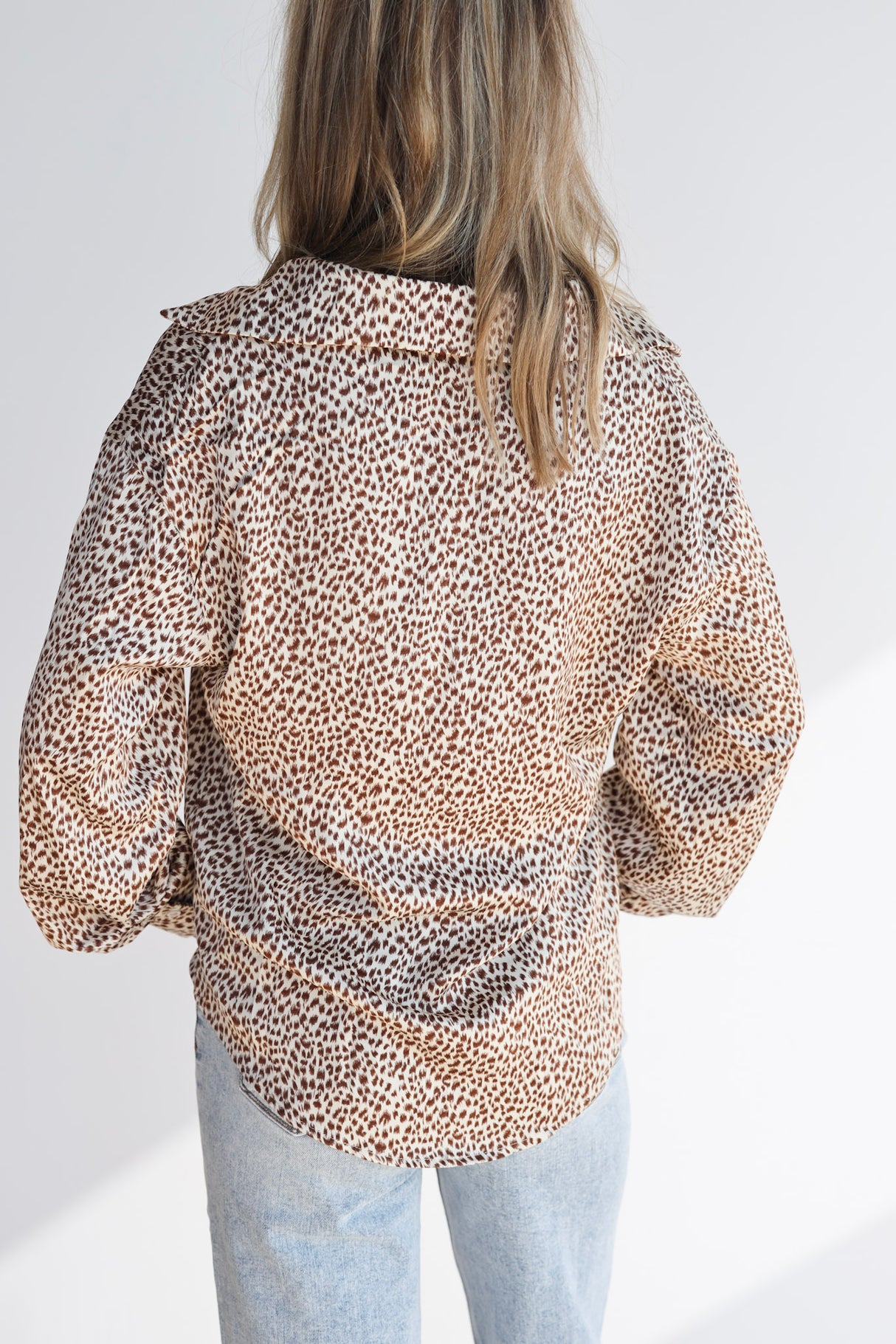 ANIMAL BUTTON TOP