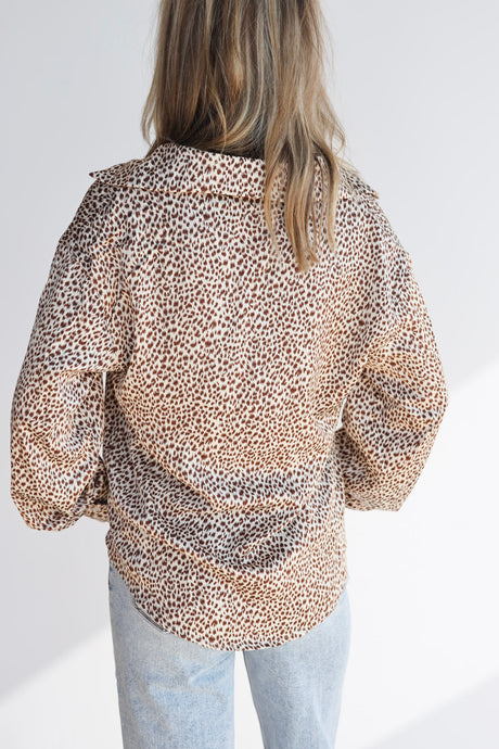 ANIMAL BUTTON TOP
