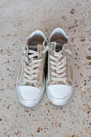 ALIVE SNEAKER