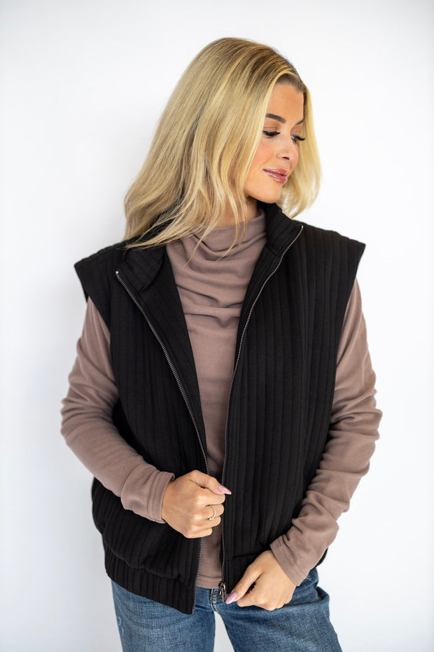 STRIPE TEXTURE ZIP UP VEST