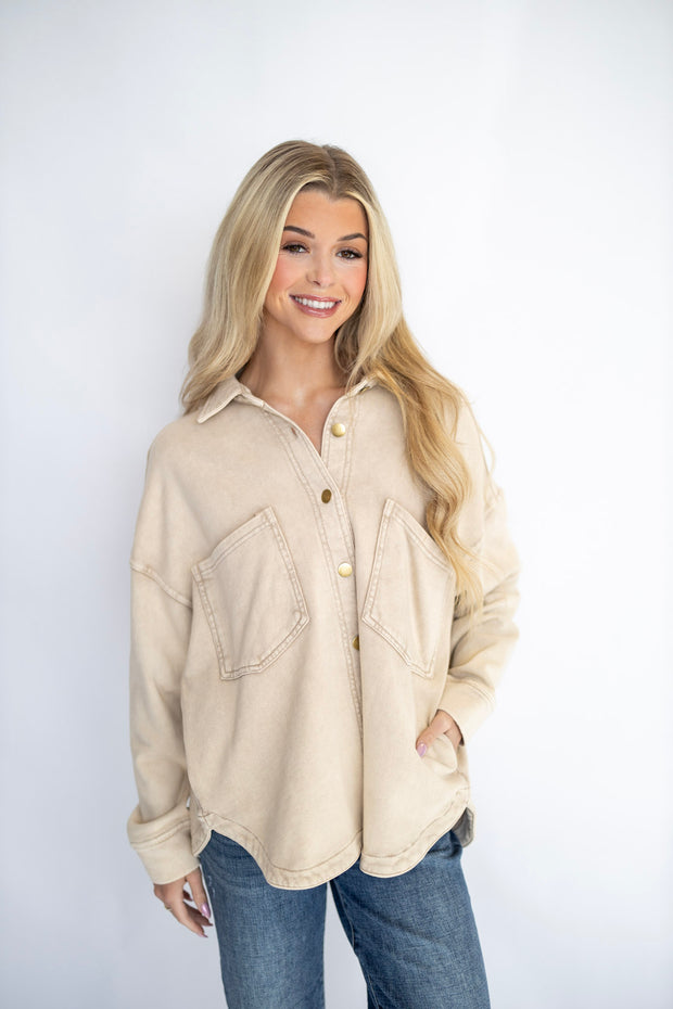 BETH COLLAR STYLE BUTTON UP