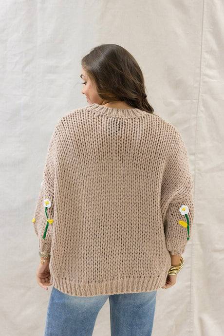SIMPLE KNIT FLOWER SWEATER