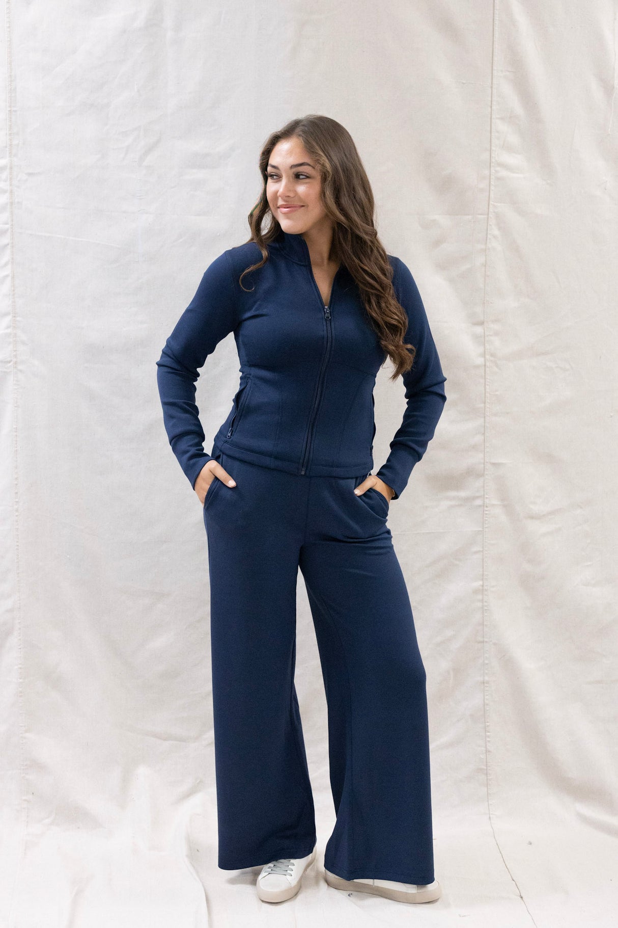 PEARL CLOUD SLIM FIT ZIP UP