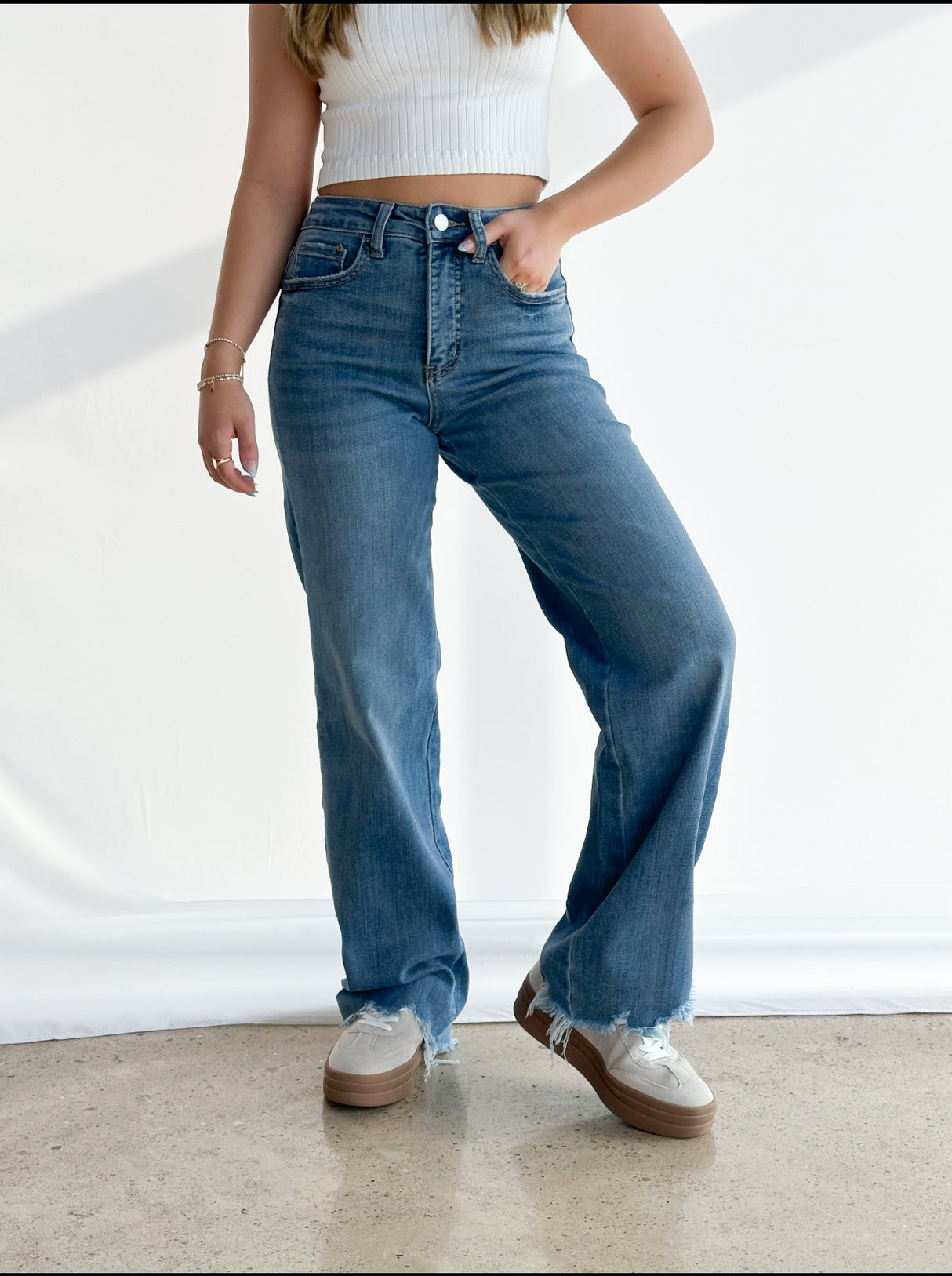 90S HIGH RISE LOOSE JEAN