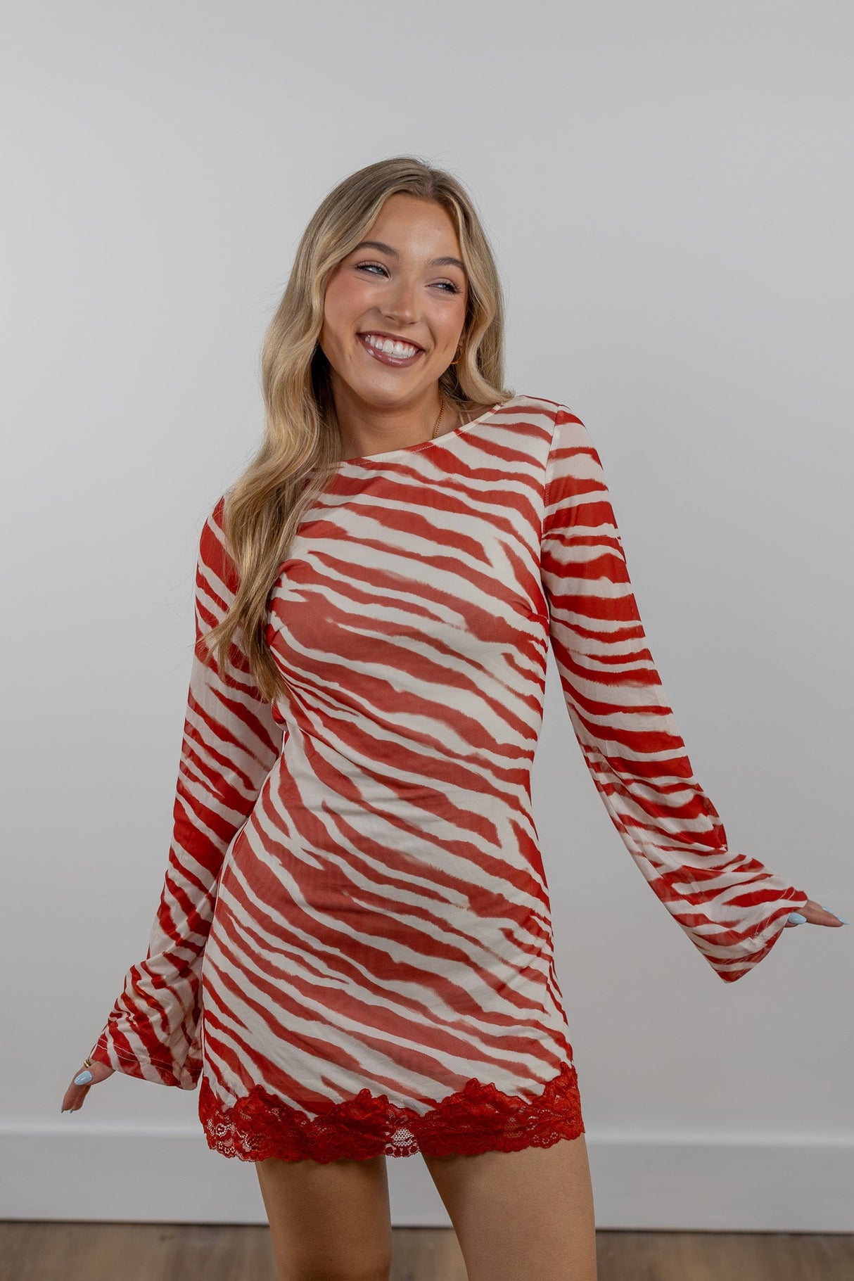 BR-BRD4754-TOMRED-1