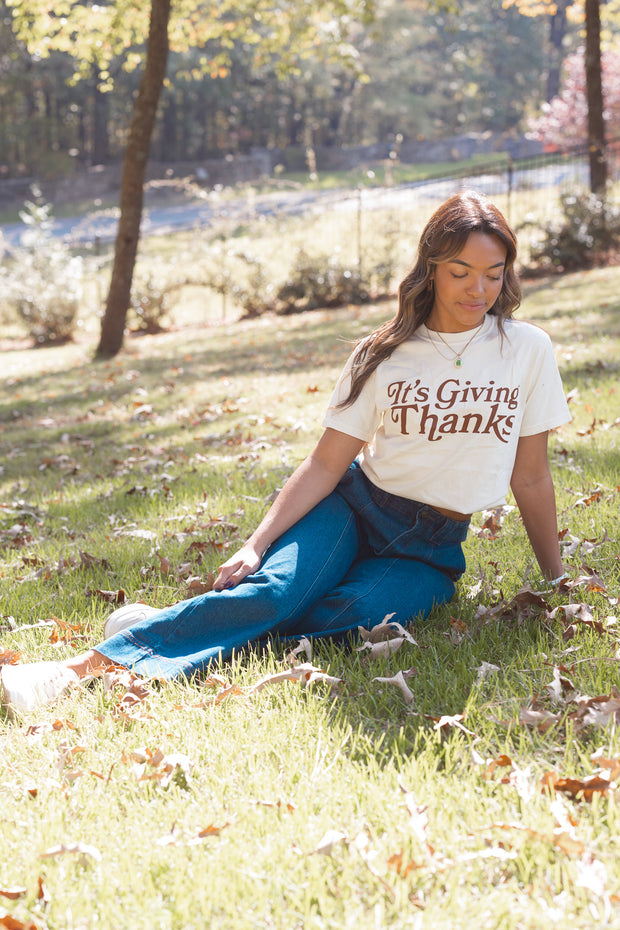 ITS GIVING THANKS TEE