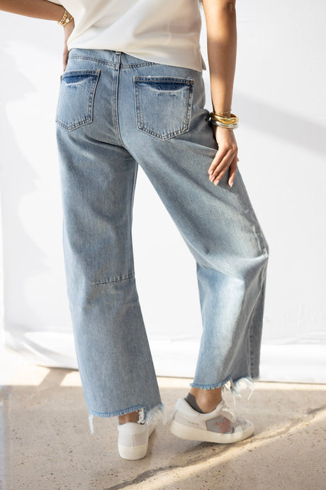 HIGH RISE HORSESHOE JEAN