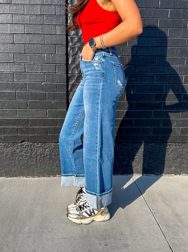 CUFFED HR WIDE JEAN