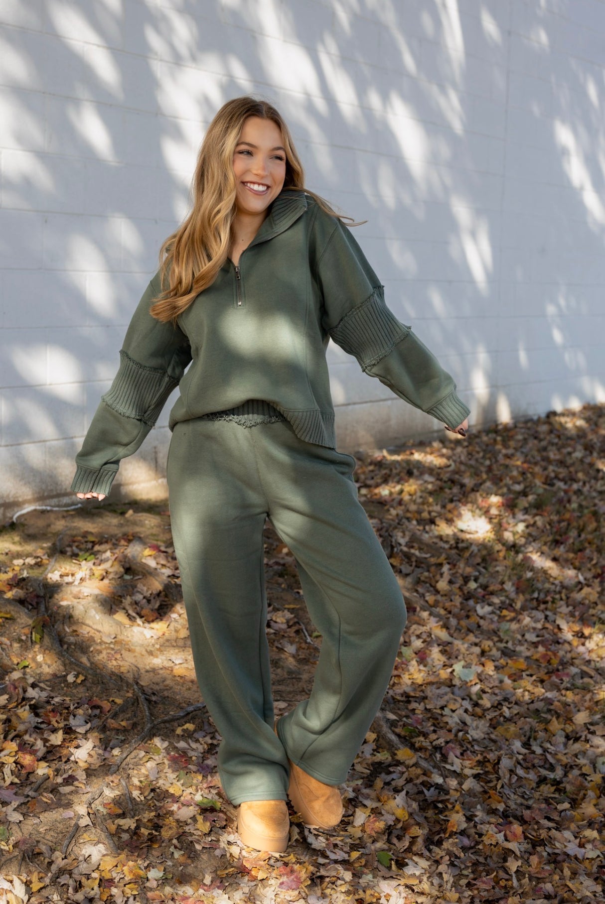 FLEECE QUARTER ZIP SWEATER