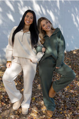 FLEECE QUARTER ZIP SWEATER