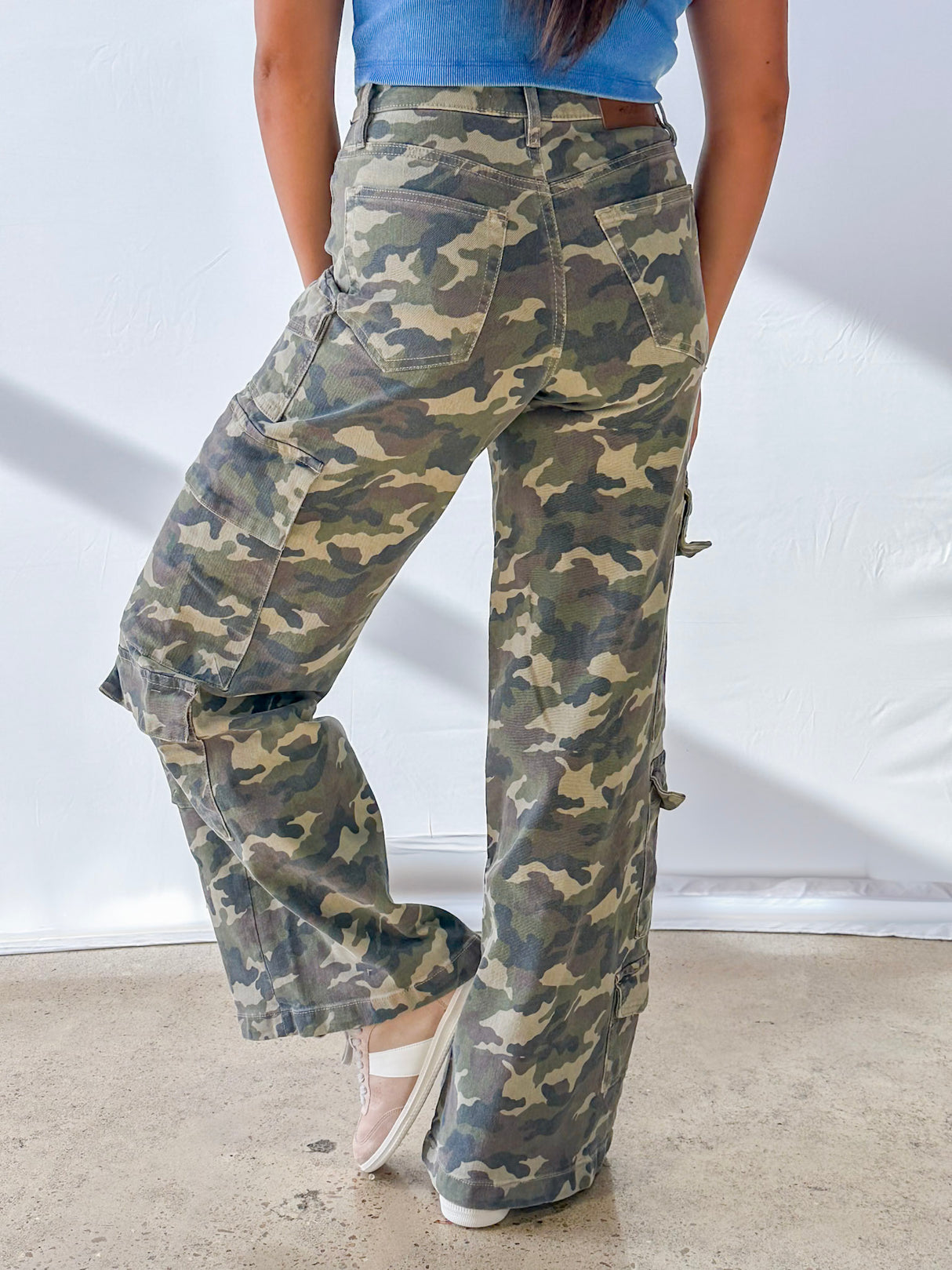 NORI HIGH RISE SUPER WIDE CARGO JEAN