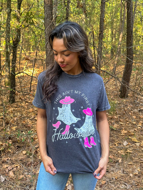 THIS AIN'T MY FIRST HALLOWEEN TEE