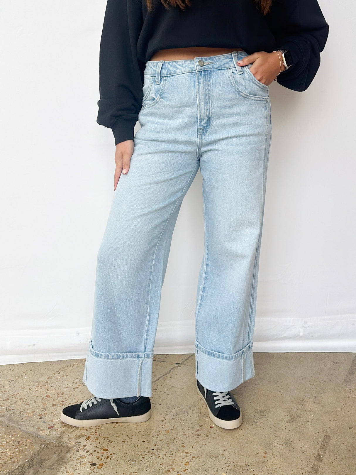 STREAMLINE CUFFED BAGGY JEAN