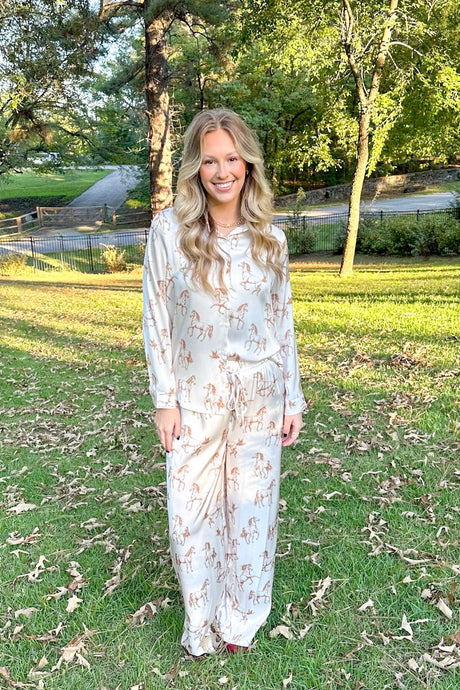 HORSE BUTTON DOWN TOP