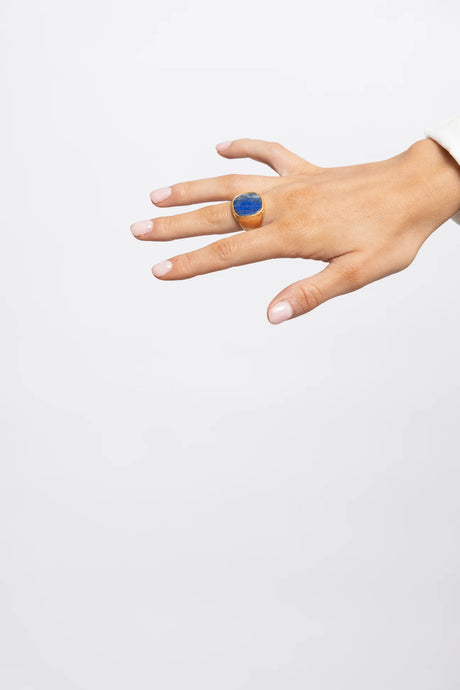 LAPIS LAZULI STATEMENT RING