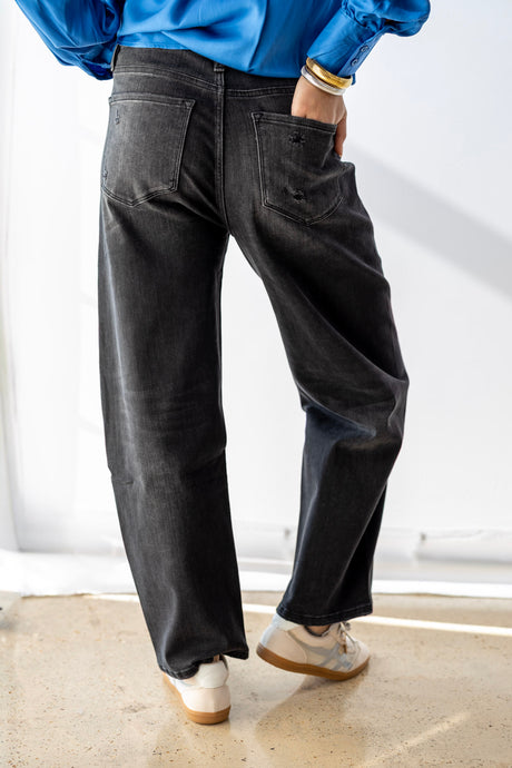 SUPER HIGH BARREL JEAN