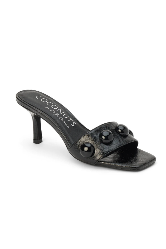 THEO HEELS