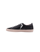 REBEL SNEAKER