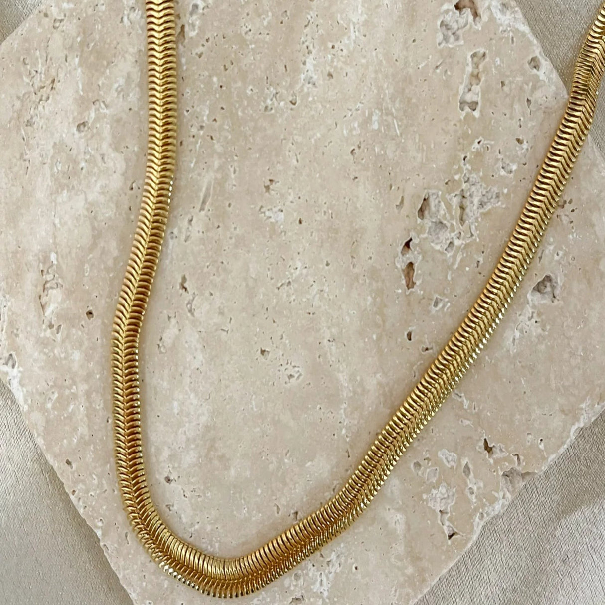 BILLIE THICK NECKLACE