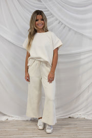 TEXTURED CROP PANTS