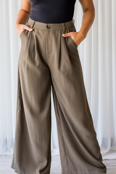 STAND OFF WIDE LEGGED PANTS