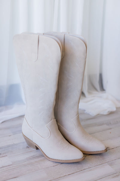 COWBOY BOOT