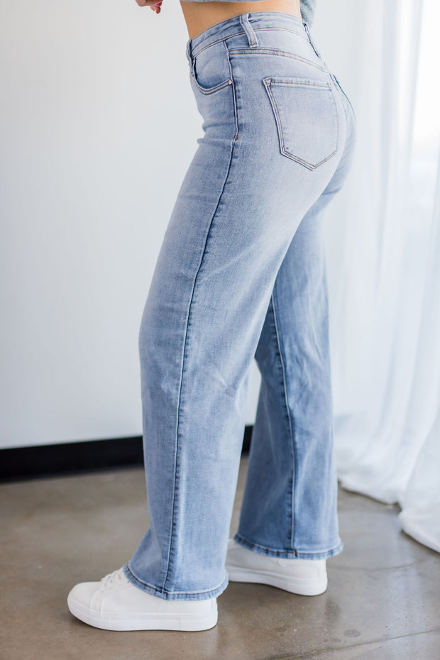 LUCY HIGH RISE JEANS (REGULAR & CURVY SIZES)