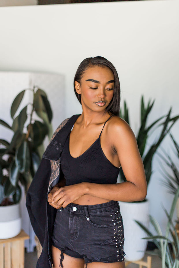 EMBROIDERED BRALETTE ONE SIZE (MULTIPLE COLORS)
