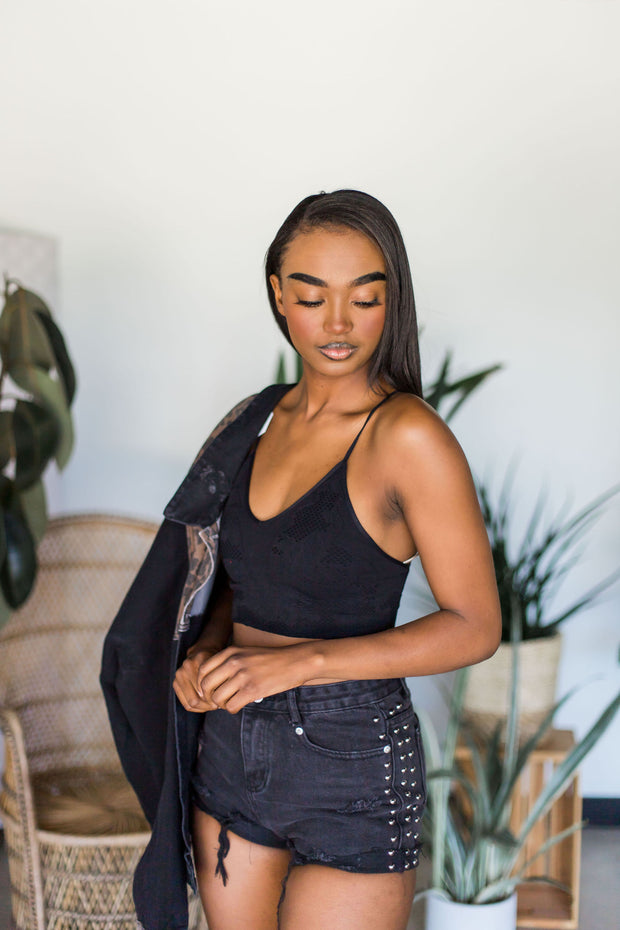 EMBROIDERED BRALETTE ONE SIZE (MULTIPLE COLORS)