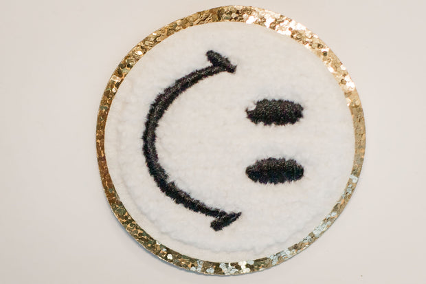 Smiley face - embroidered patch 8x8 CM