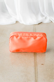 TOILETRY BAG
